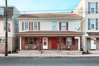 Building Photo - 118 S Main St