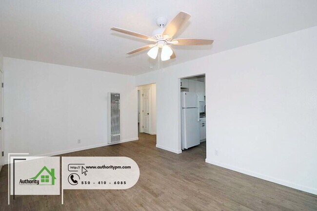 Foto del edificio - 2835 Reservoir Ln