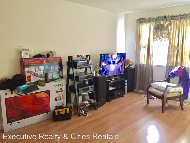 Building Photo - 2 br, 1 bath House - 6602 83rd Ct N