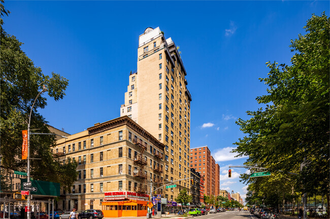 Foto del edificio - 850 Amsterdam Ave