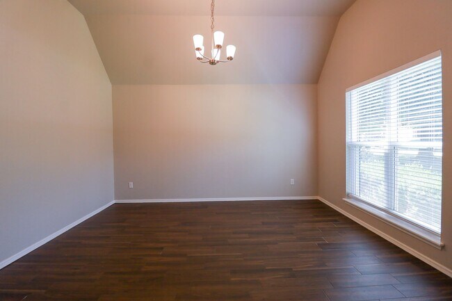 Building Photo - 11911 S Birch Ave