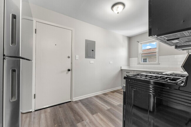 Foto del edificio - 740 E North Broadway St