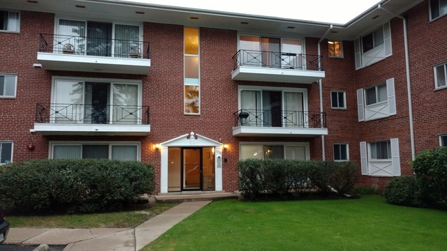 Primary Photo - 10113 Old Orchard Ct