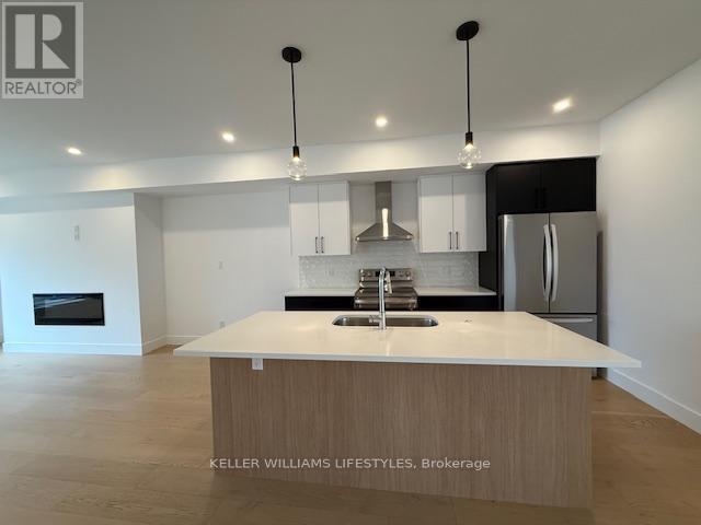 Building Photo - 4254 Lismer Ln