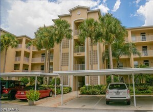 Building Photo - 8680 Cedar Hammock Cir