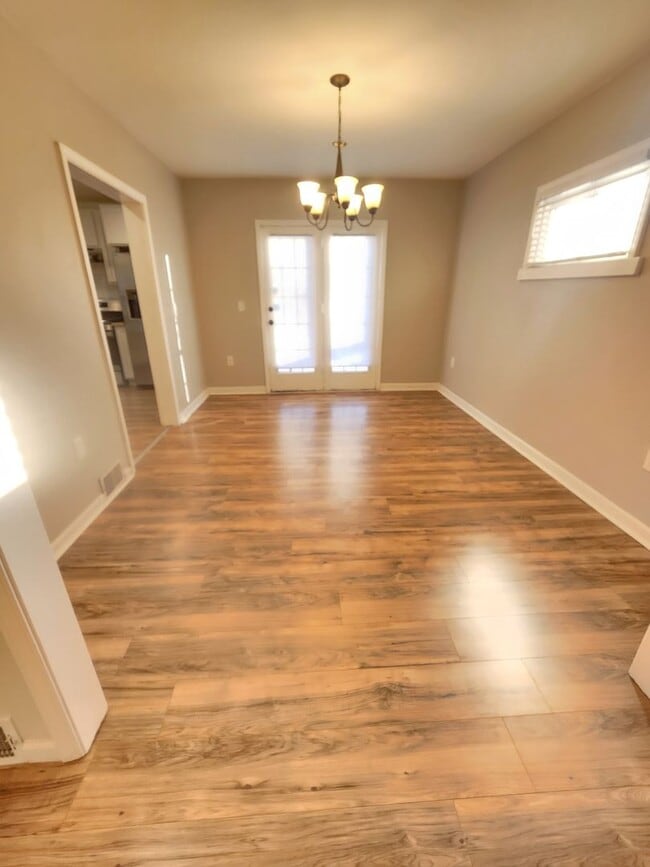 Foto del edificio - Beautiful 2 Bedroom home with all of the amenities