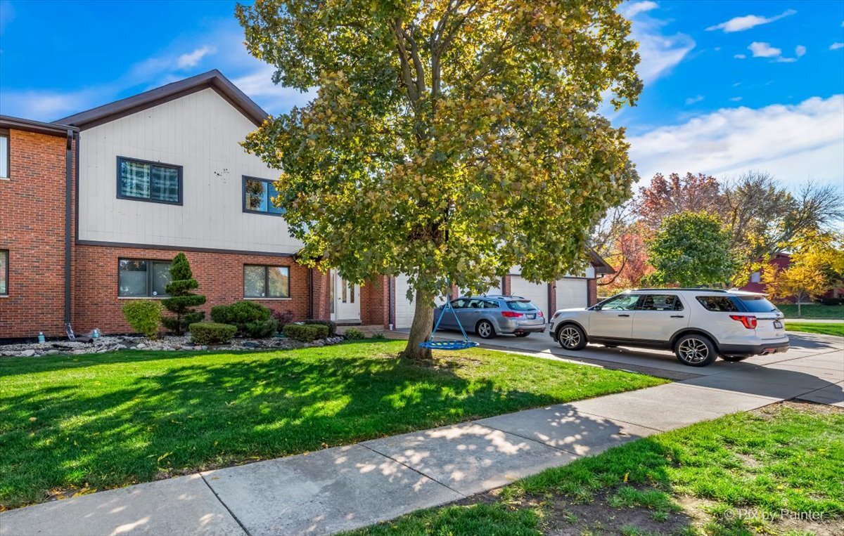 803 N Walnut St Unit 1B, Itasca, IL 60143 Room for Rent in Itasca, IL