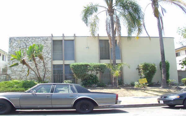 Building Photo - 3877 Coco Ave