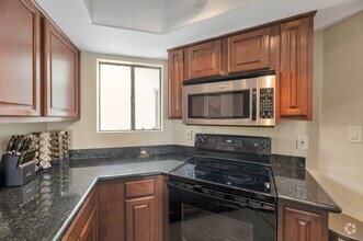 Building Photo - 885 N Granite Reef Rd