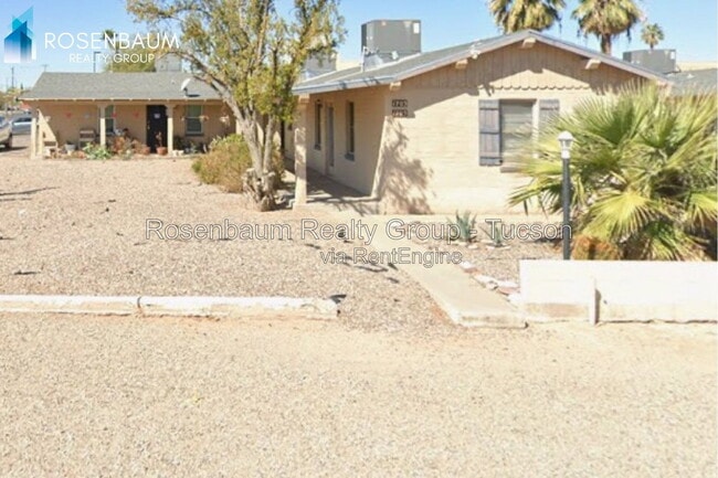 Building Photo - 1715 N Village Dr