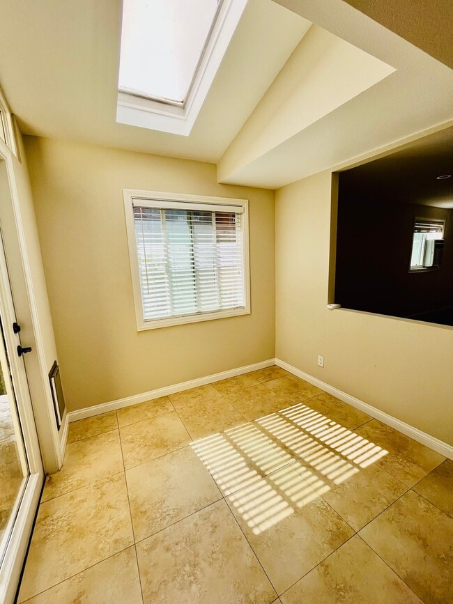 Foto del edificio - 618 Woodland Dr