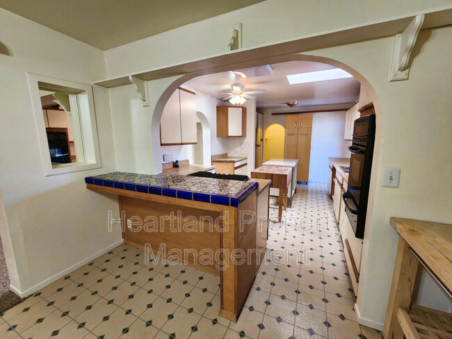 Foto del edificio - 2338 Berry St