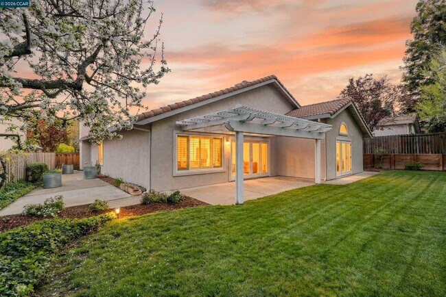 Foto del edificio - 313 Deepcreek Ct