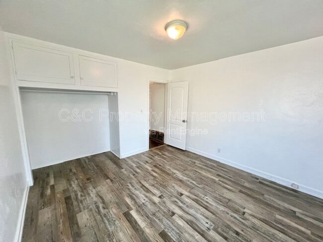 Building Photo - 808 E Andrews Ave