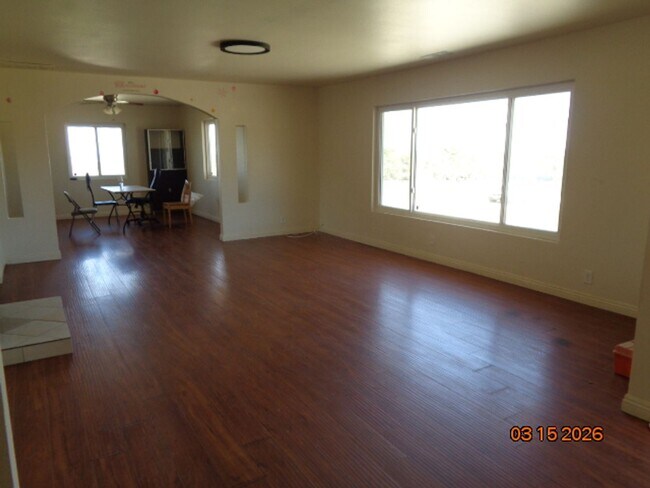 Building Photo - Sprawling and Spacious 8-acre Ranch Home