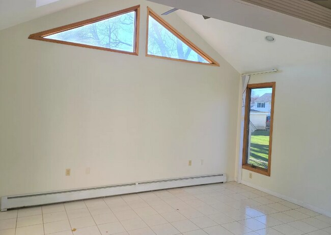 Foto del edificio - 20 Brightwood Ave