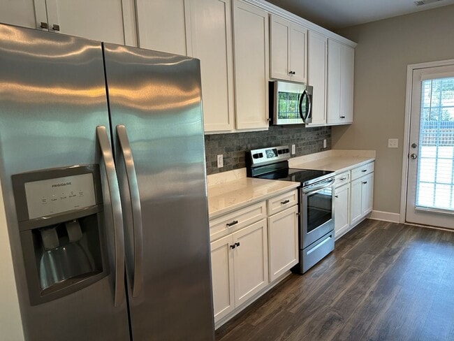 Foto del edificio - 35 Sweet Grass Ln