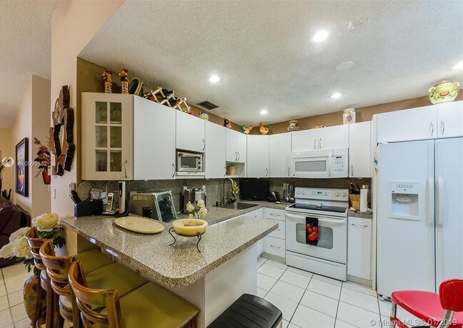 Building Photo - 7510 SW 153rd Pl
