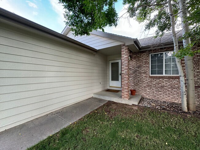 Foto del edificio - Beautiful Home in W Fort Collins