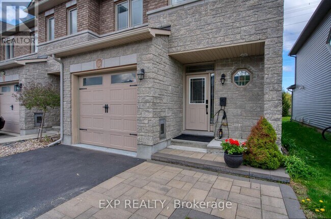 Building Photo - 458 Barrick Hill Rd