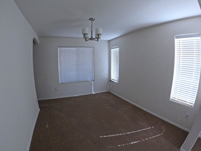 Building Photo - 2848 Ancho