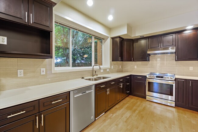 Foto del edificio - 14172 SE 8th St