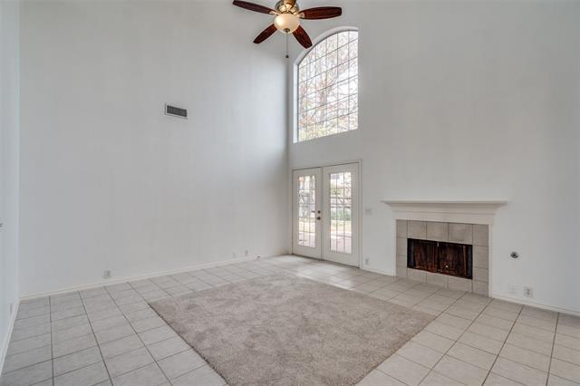 Foto del edificio - 2213 Ravenhurst Dr