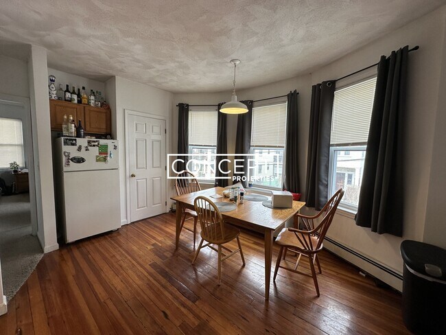 Foto del edificio - 58 Mansfield St