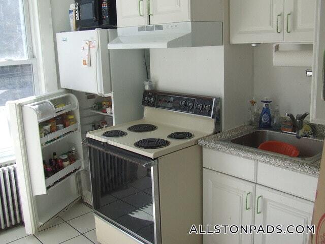 Foto del edificio - 19 Greylock Rd