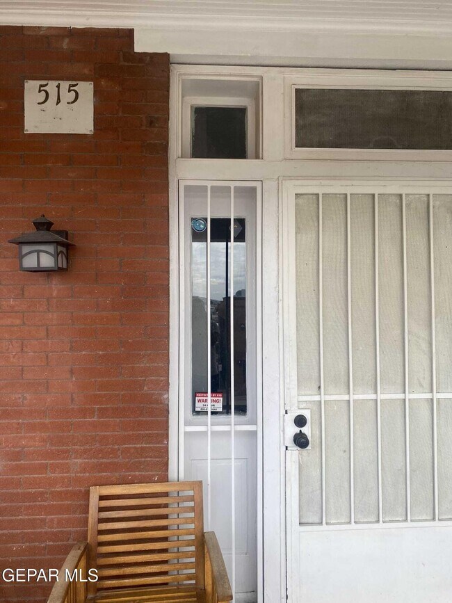 Foto del edificio - 515 W Missouri Ave