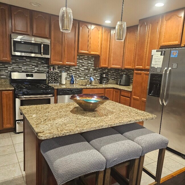 Foto del edificio - 7500 Harrison Ln