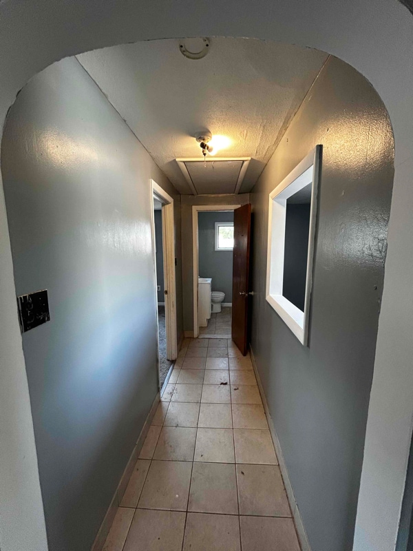 41 Fallbrook St Unit UPSTAIRS, Carbondale, PA 18407 Room for Rent in