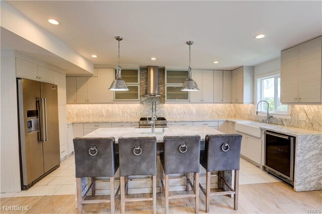 Building Photo - 4 br, 4 bath House - 208 S Ardmore Ave