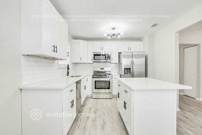 Foto del edificio - 4083 Ester Dr SW