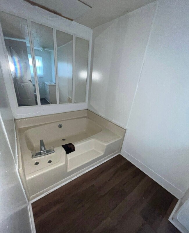 Foto del edificio - 151 Robinson Rd