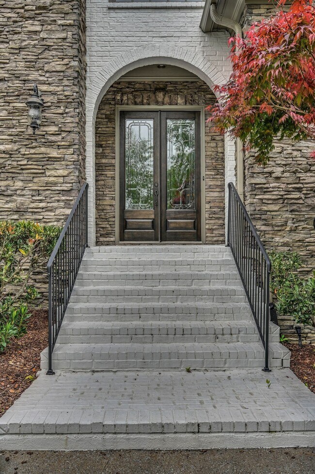 Foto del edificio - 5 Carmel Ln