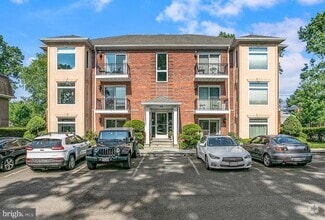 Building Photo - 416 S Veitch St