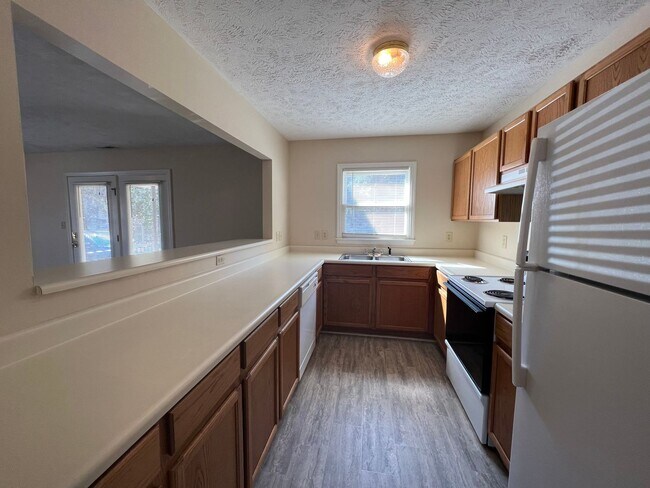 Foto del edificio - 1012 Ancestry Dr