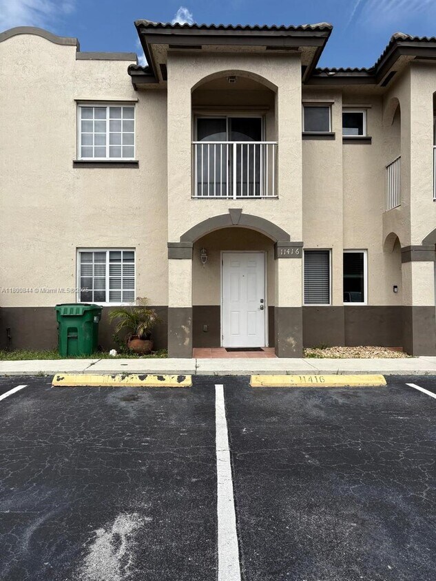 Foto principal - 11416 NW 93rd Ct