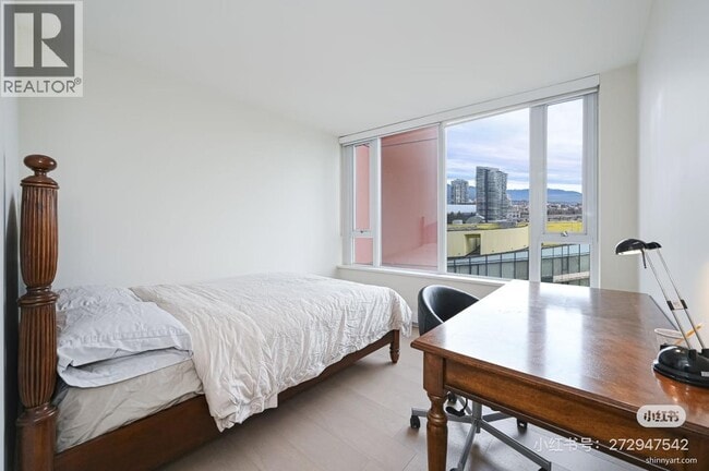 Building Photo - 8 Smithe Mews