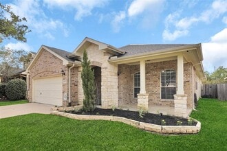Building Photo - 15319 Tupelo Dr
