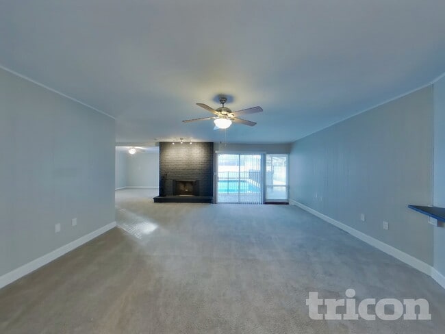 Foto del edificio - 546 W Palmeden Dr