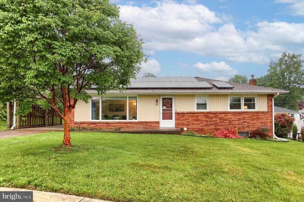 Foto principal - 83 Hillside Cir