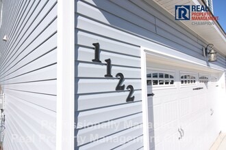 Building Photo - 1122 Carteret Mnr Dr