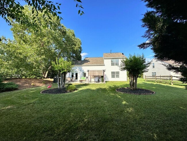 Building Photo - 4500 Capstone Dr
