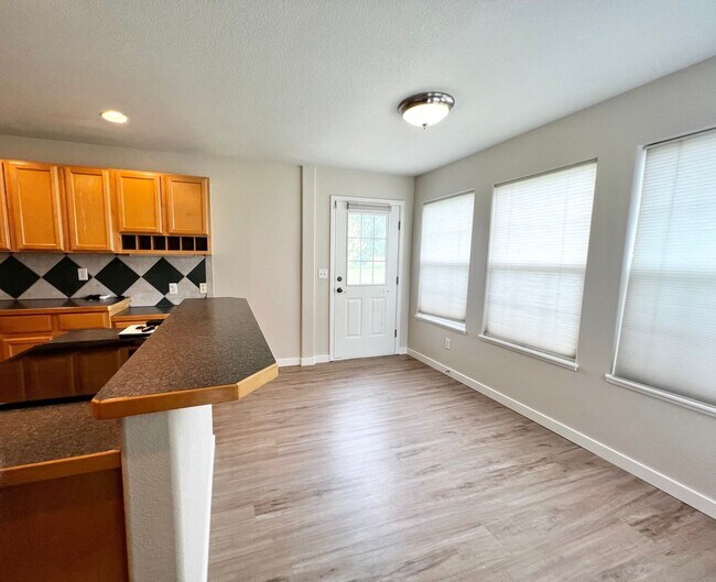 Foto del edificio - 2909 Des Moines Dr