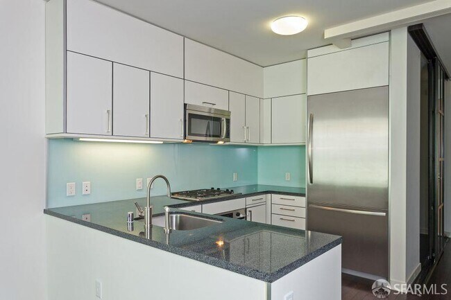 Foto del edificio - 318 Spear St