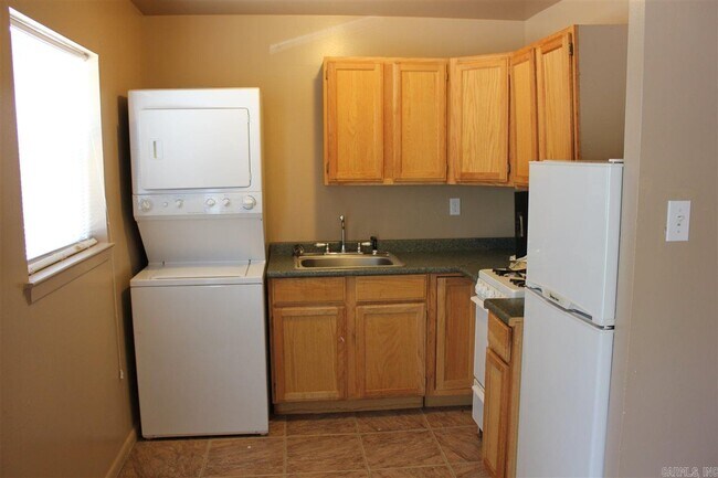 Foto del edificio - 1915 W 2nd St