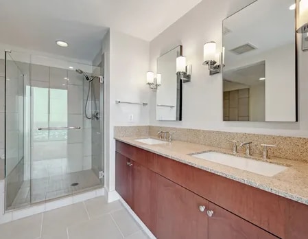 Photo - 610 E Market-189.8 Apartment