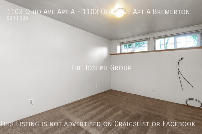 Building Photo - Cute Bremerton Studio Apartment!